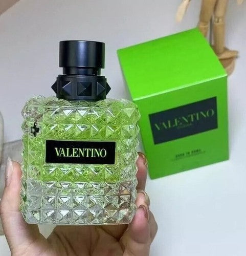 Valentino Donna Born in Roma Green Stravaganza 3.4 oz EDP Spray